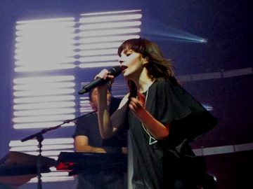 CHVRCHES Brighton2015-05