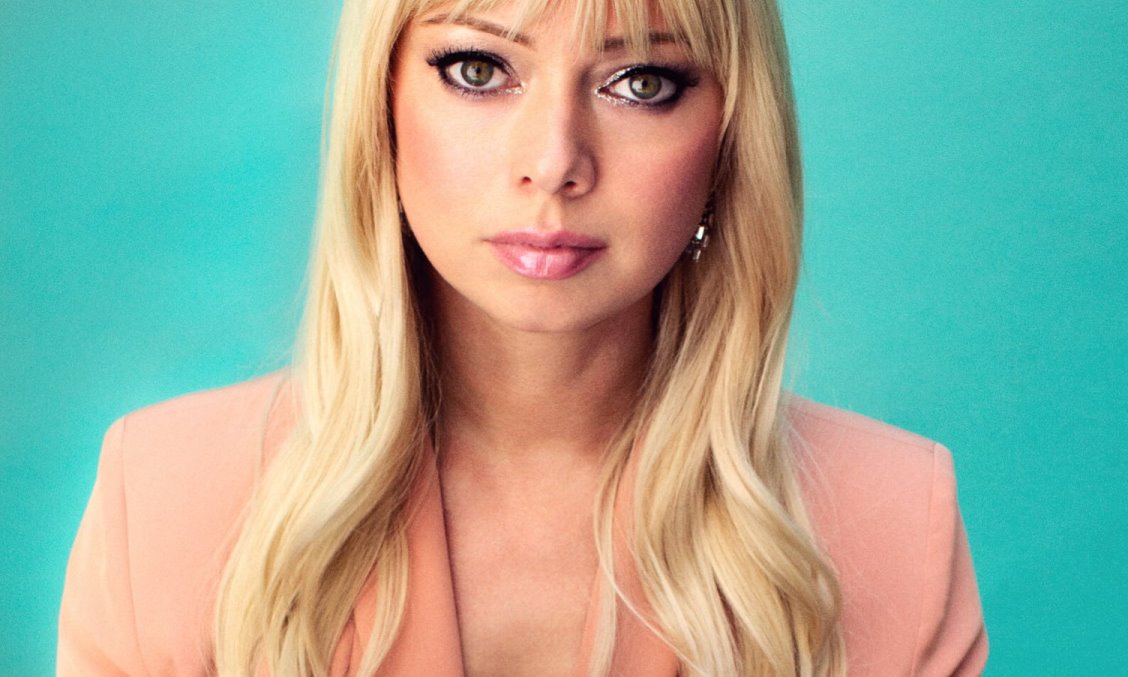 CHROMATICS Closer To Grey